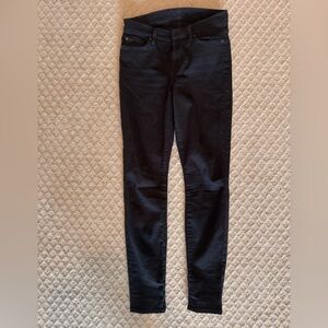 7 For All Mankind Gwenevere Skinny Jean Black size 25